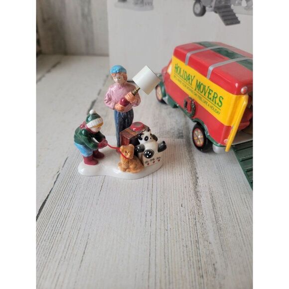 Dept 56 54892 Moving Day snow village set xmas - Picture 2 of 14